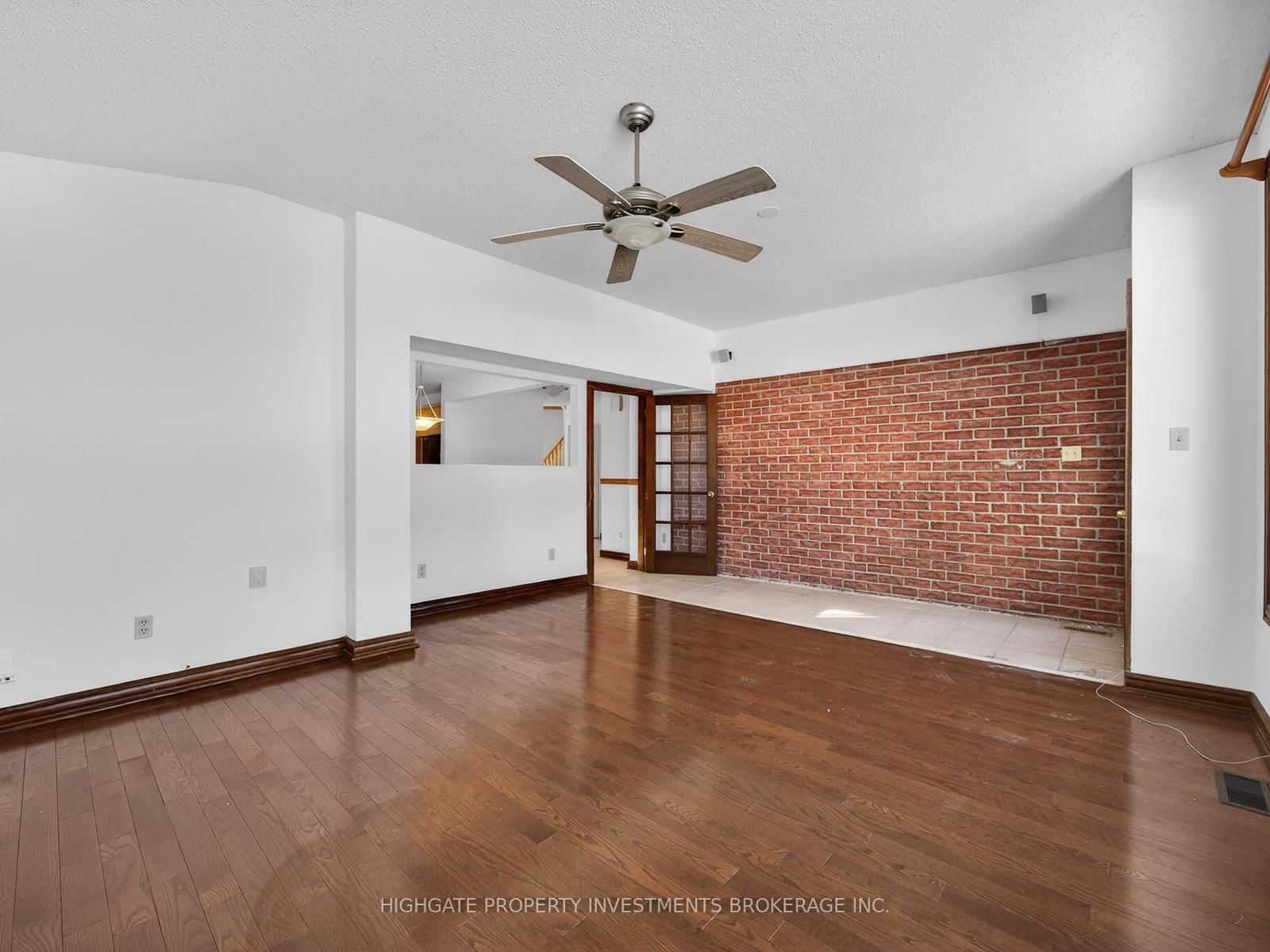 Detached House for sale at 739 Edgewood Road, Pickering, Ontario, L1V 2Z7 - Amberlea - MLS: E12916468