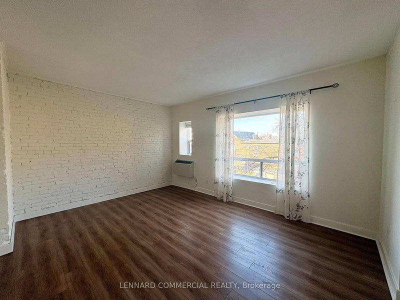 F - 133 Wineva Ave, Toronto, M4E 2T3 | Image 3