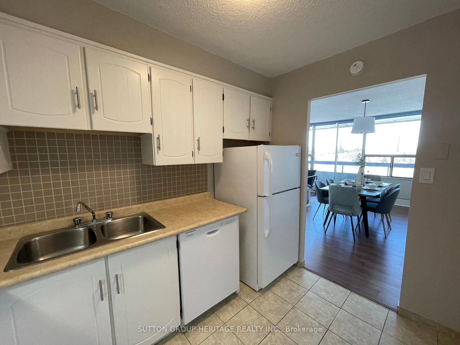 55 William Street E, Unit 912 - Photo 14