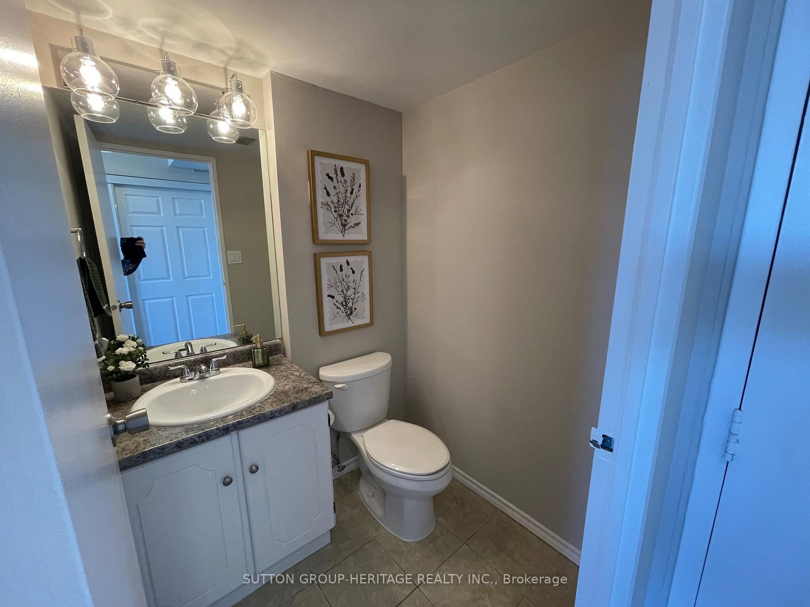 55 William Street E, Unit 912 - Photo 16