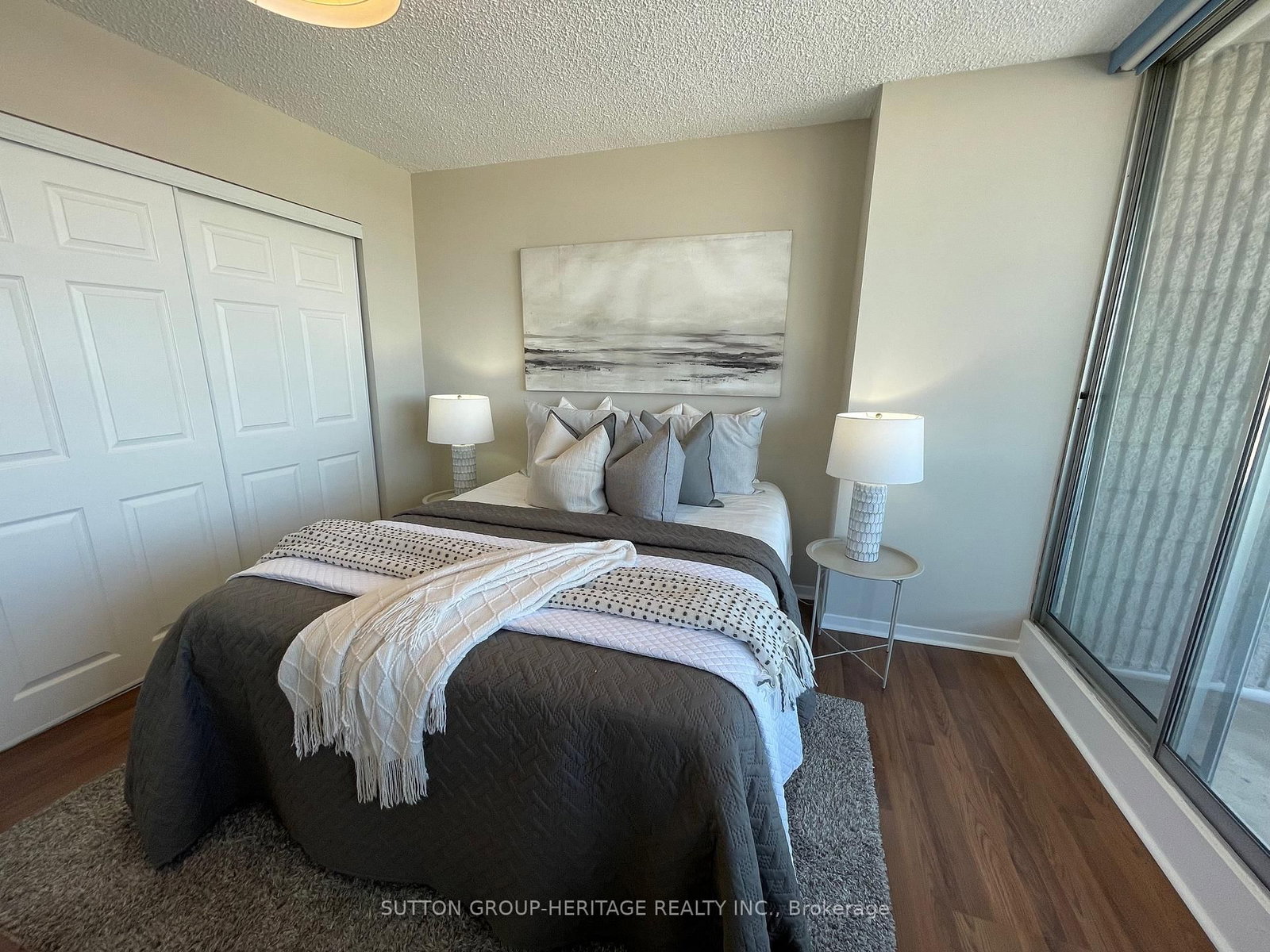 55 William Street E, Unit 912 - Photo 23