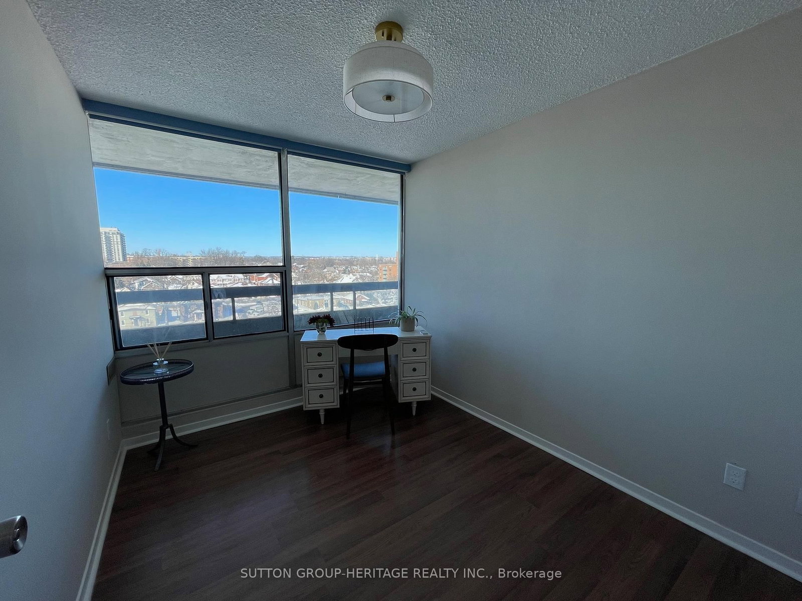 55 William Street E, Unit 912 - Photo 24