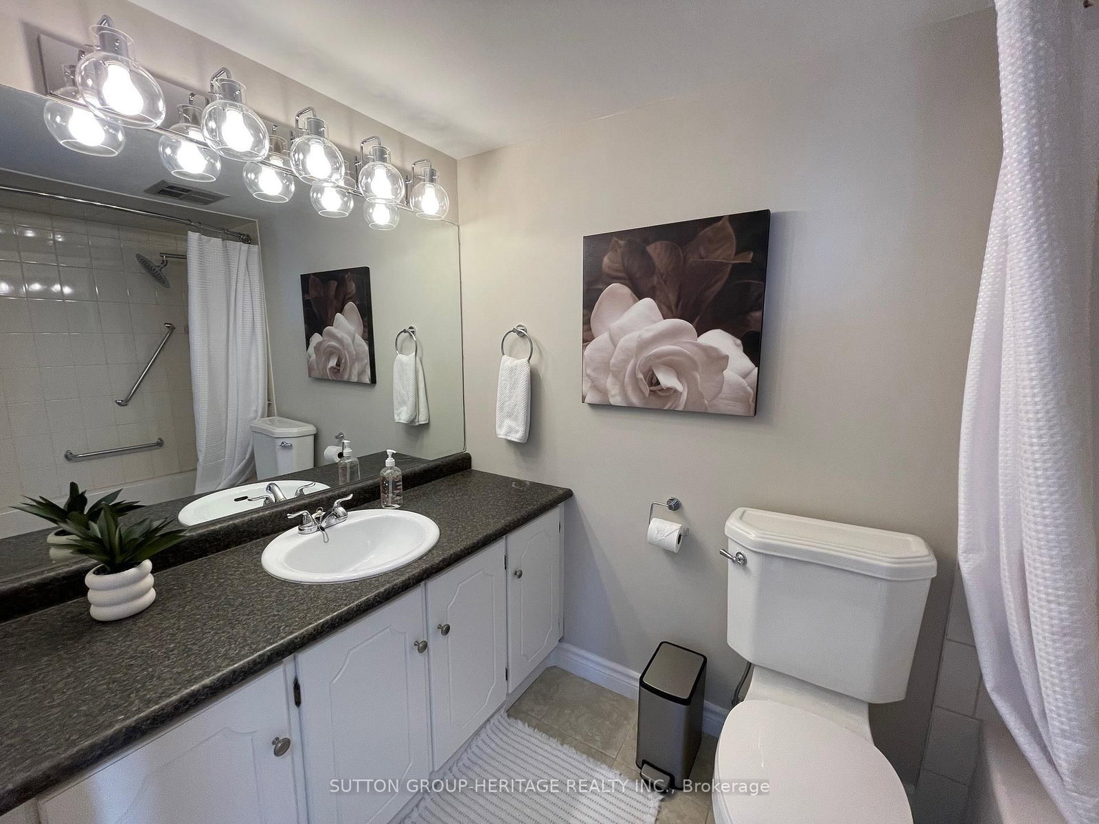 55 William Street E, Unit 912 - Photo 25