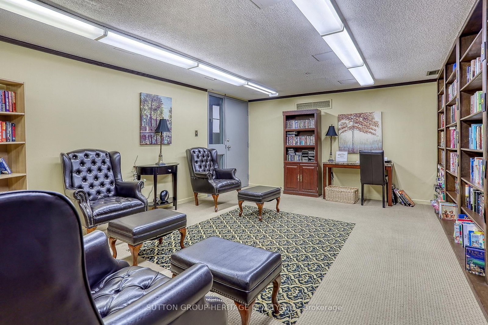 55 William Street E, Unit 912 - Photo 34