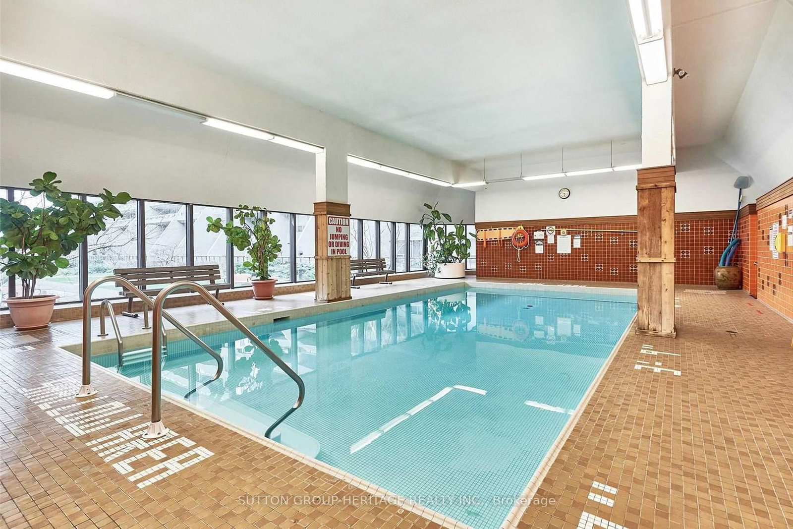 55 William Street E, Unit 912 - Photo 39