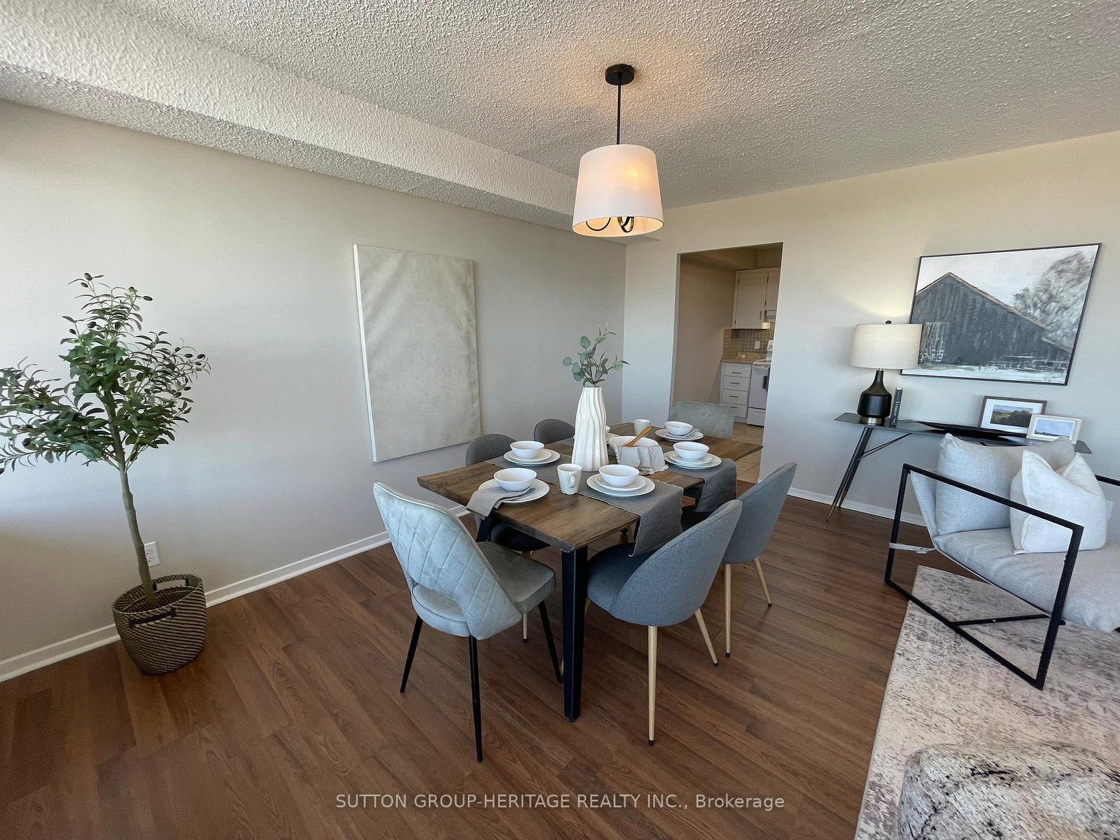 55 William Street E, Unit 912 - Photo 7