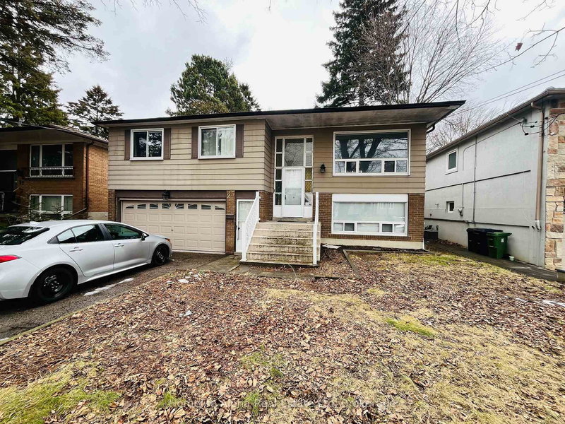 25 Zaph Ave, Toronto, M1C 1M7 | Image 2