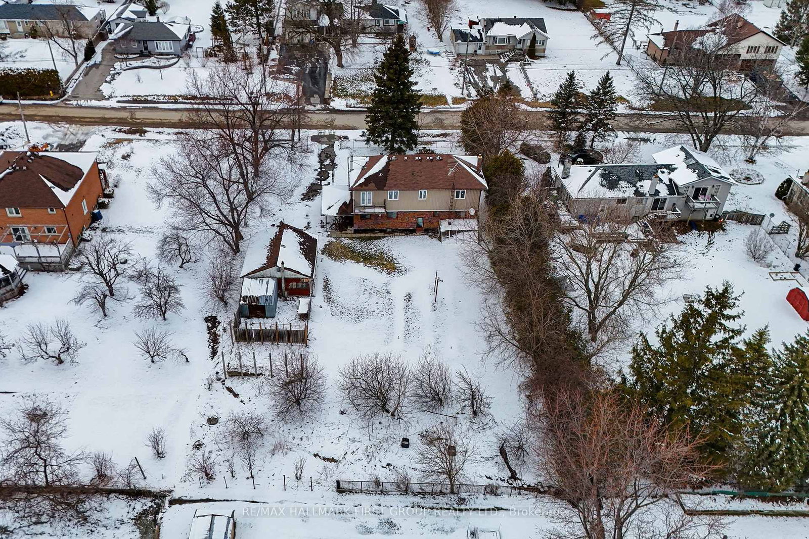 Detached House for sale at 239 Davidson Street, Pickering, Ontario, L1V 2P9 - Rural Pickering - MLS: E12917752