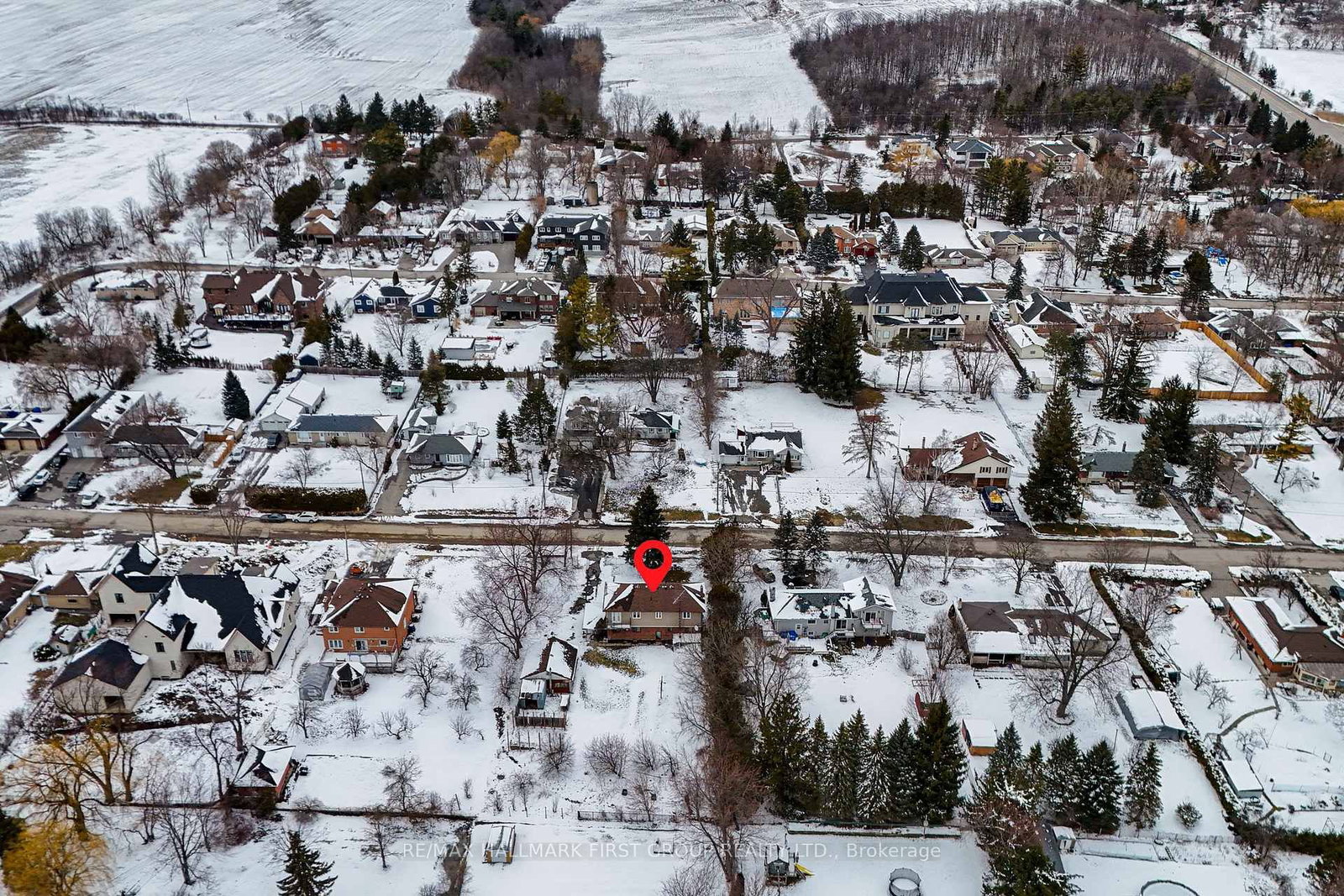 Detached House for sale at 239 Davidson Street, Pickering, Ontario, L1V 2P9 - Rural Pickering - MLS: E12917752