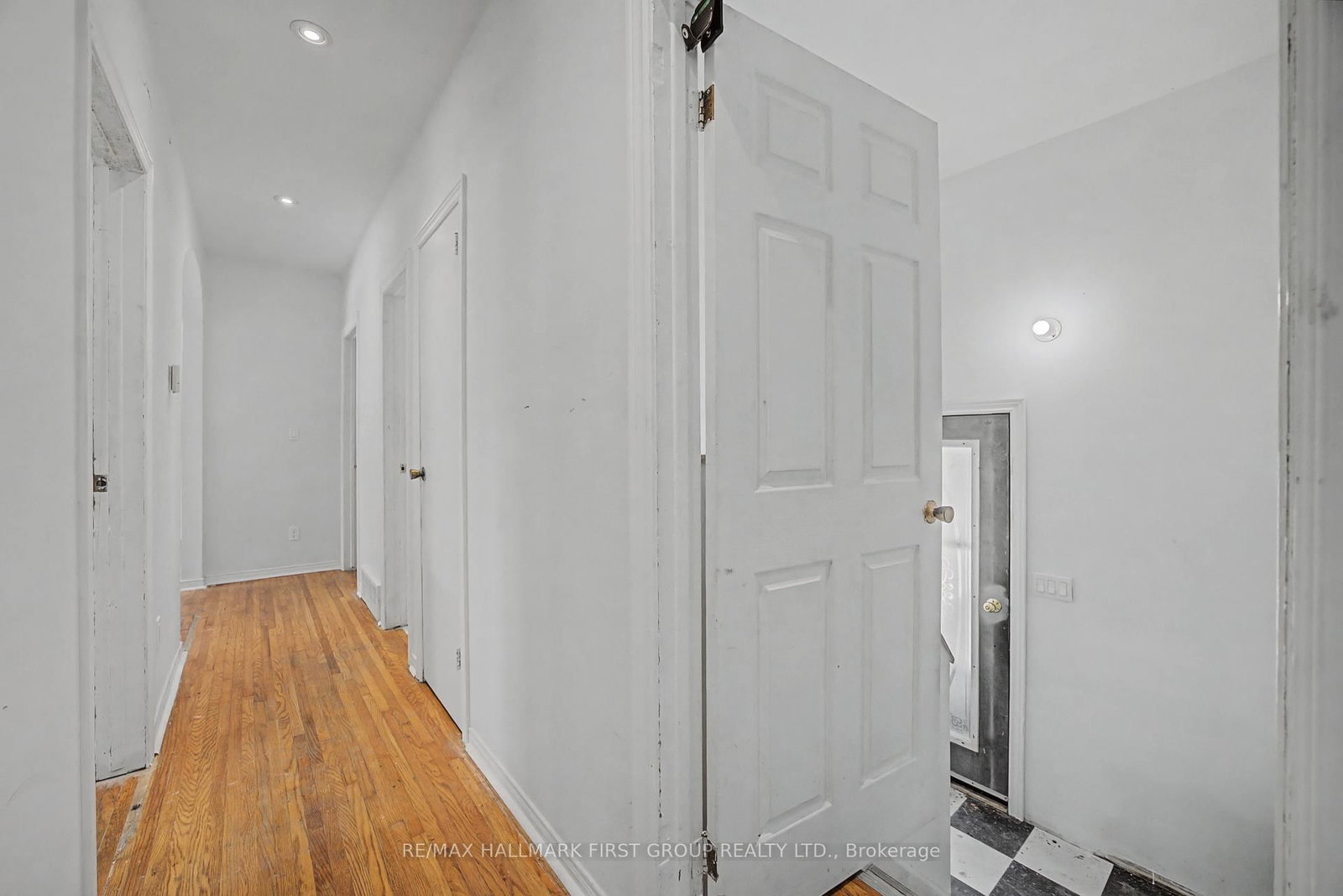 Detached House for sale at 239 Davidson Street, Pickering, Ontario, L1V 2P9 - Rural Pickering - MLS: E12917752