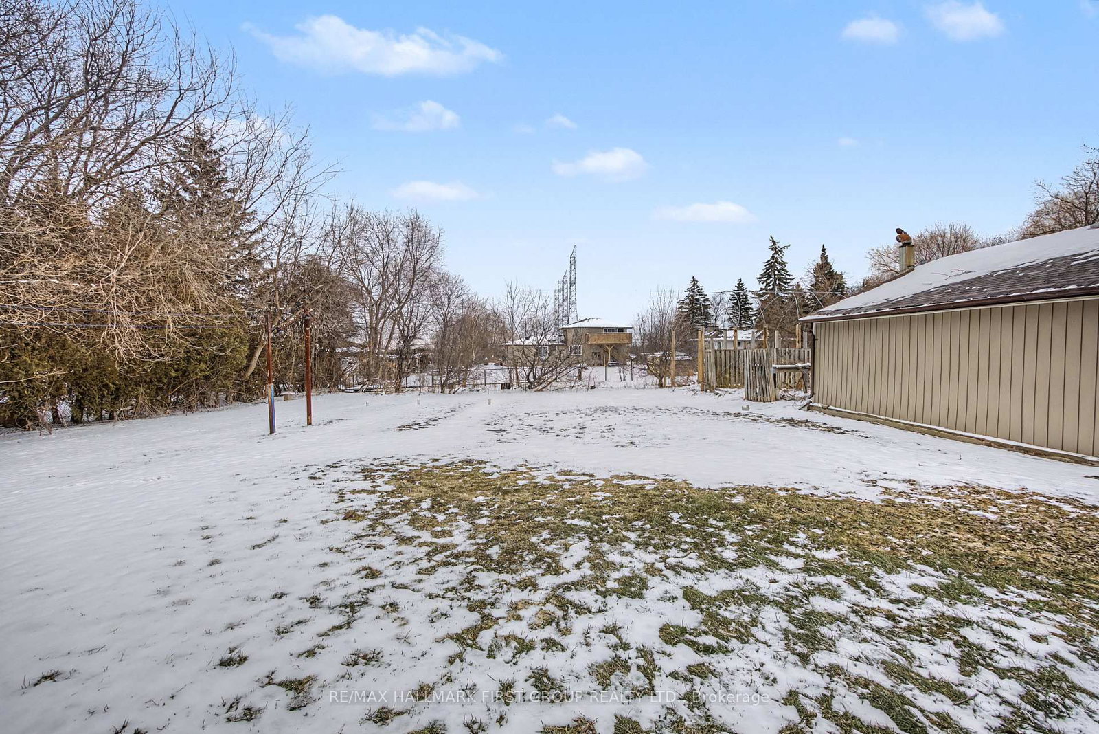 Detached House for sale at 239 Davidson Street, Pickering, Ontario, L1V 2P9 - Rural Pickering - MLS: E12917752