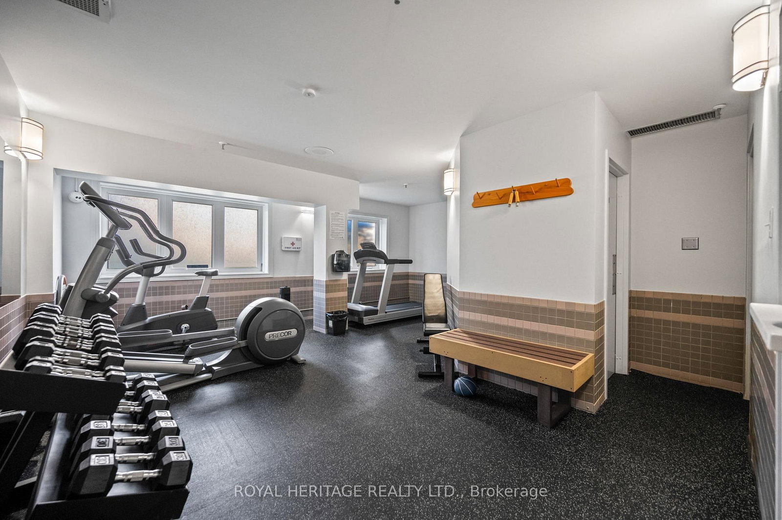 195 Lake Driveway W, Unit 303 - Photo 26