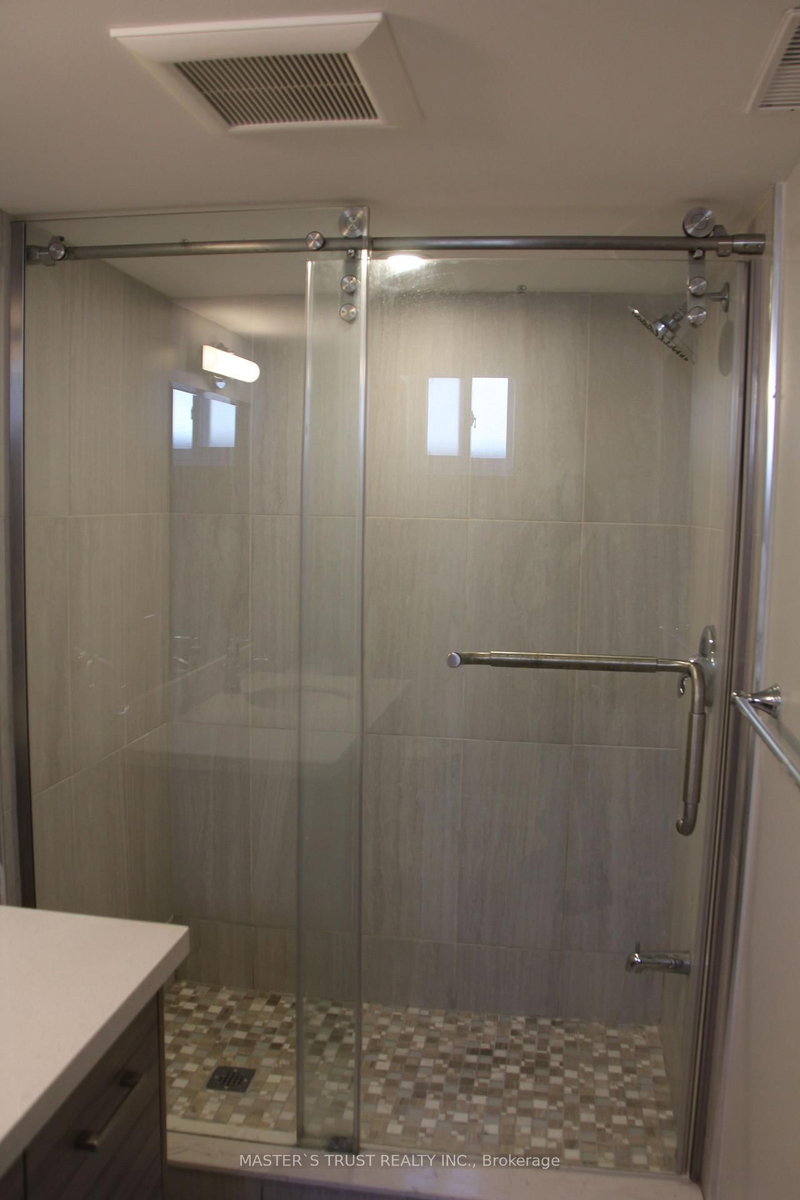 125 Purcell (Basement) Sq, Toronto, M1V 3Y9 | Image 3