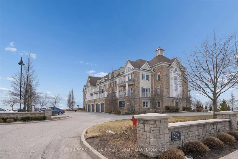 306 - 395 Lakebreeze Dr, Clarington, L1B 0A5 | Image 2