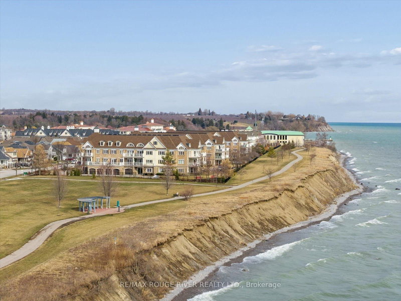 306 - 395 Lakebreeze Dr, Clarington, L1B 0A5 | Image 3