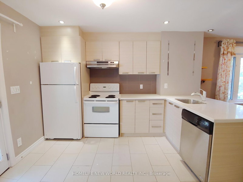 Main - 35 East Lynn Ave, Toronto, M4C 3X3 | Image 2