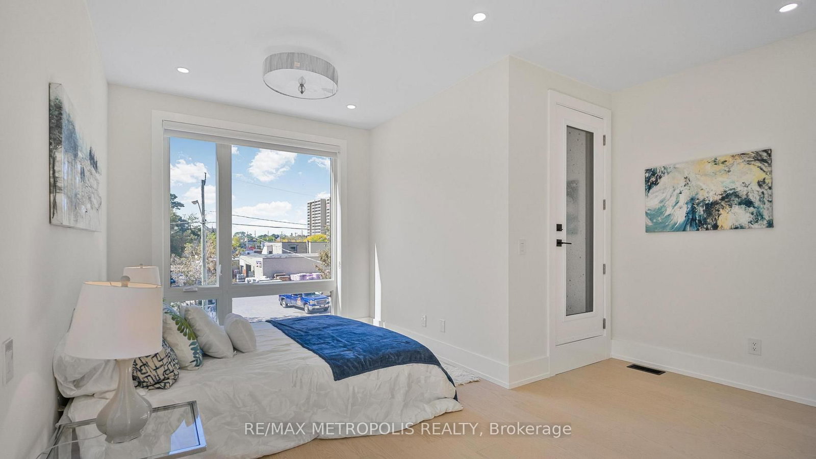 Detached House for sale at 39 Kenworthy Avenue, Toronto, Ontario, M1L 3B1 - Oakridge - MLS: E12919066