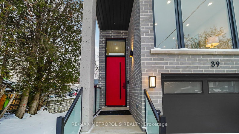 39 Kenworthy Ave, Toronto, M1L 3B1 | Image 3