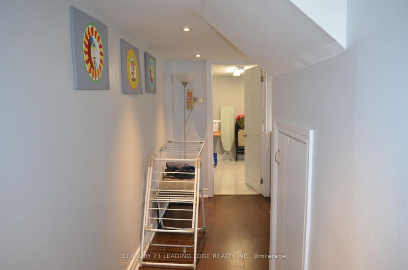Bsmt - 10 Tartan Ave, Toronto, M1L 1T6 | Image 2