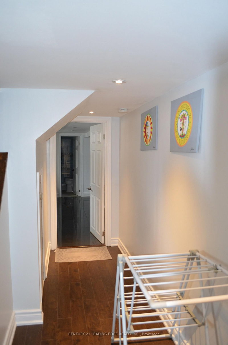 Bsmt - 10 Tartan Ave, Toronto, M1L 1T6 | Image 3