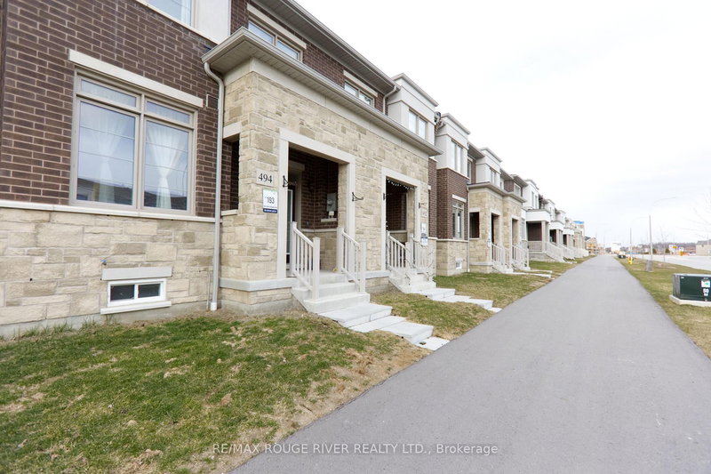 494 Twin Streams Rd, Whitby, L1P 0P5 | Image 2