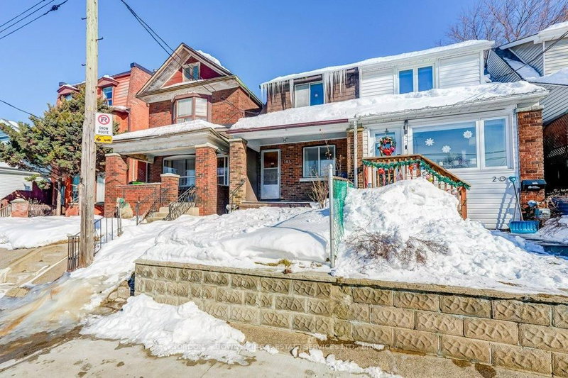 203 Donlands Ave, Toronto, M4J 3P9 | Image 2