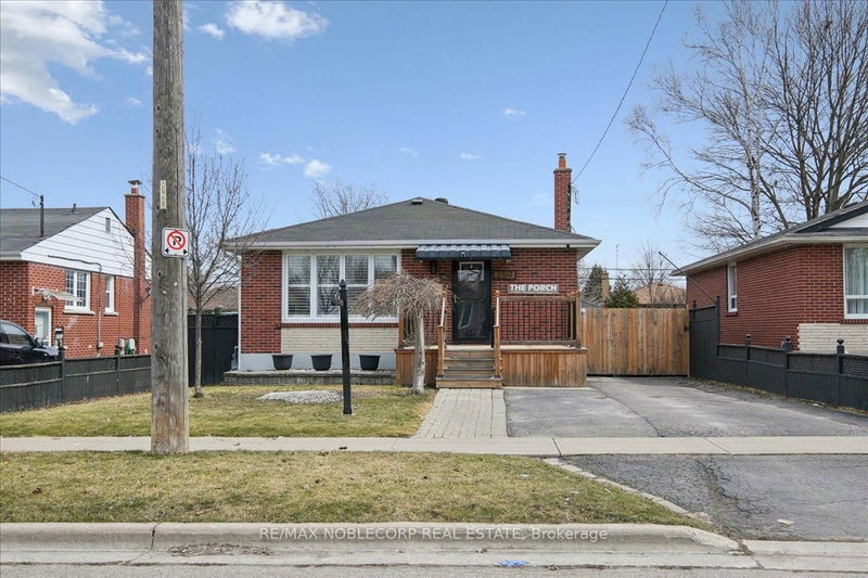 259 Farewell St, Oshawa, L1H 6L8 | Image 2