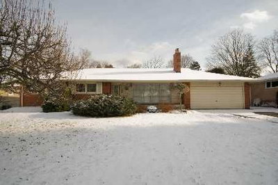 Detached House sold at 5 Bonacres Avenue, Toronto, Ontario, M1C1P6 - Centennial Scarborough - MLS: E1292109