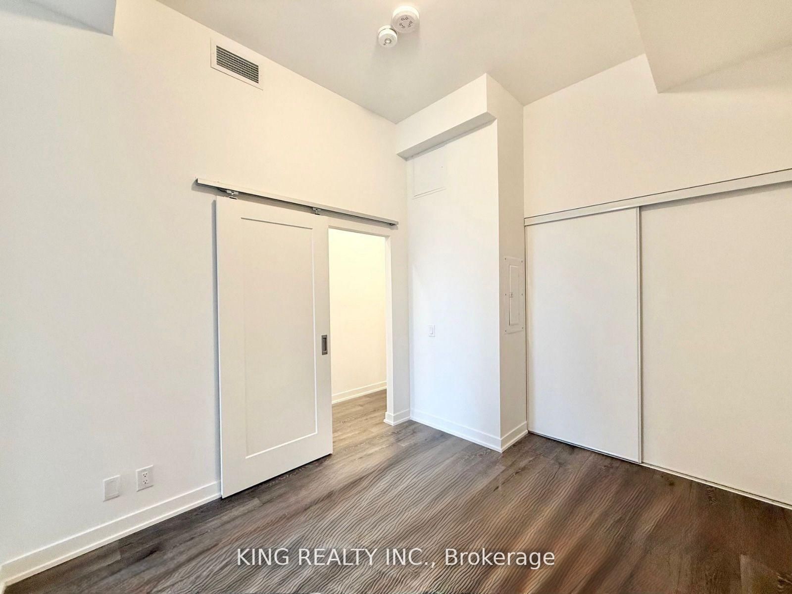 Condo for lease at 106-2 Manderley Drive, Toronto, Ontario, M1N 0C7 - Birchcliffe-Cliffside - MLS: E12921774