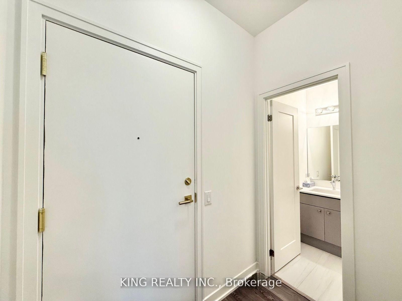 Condo for lease at 106-2 Manderley Drive, Toronto, Ontario, M1N 0C7 - Birchcliffe-Cliffside - MLS: E12921774