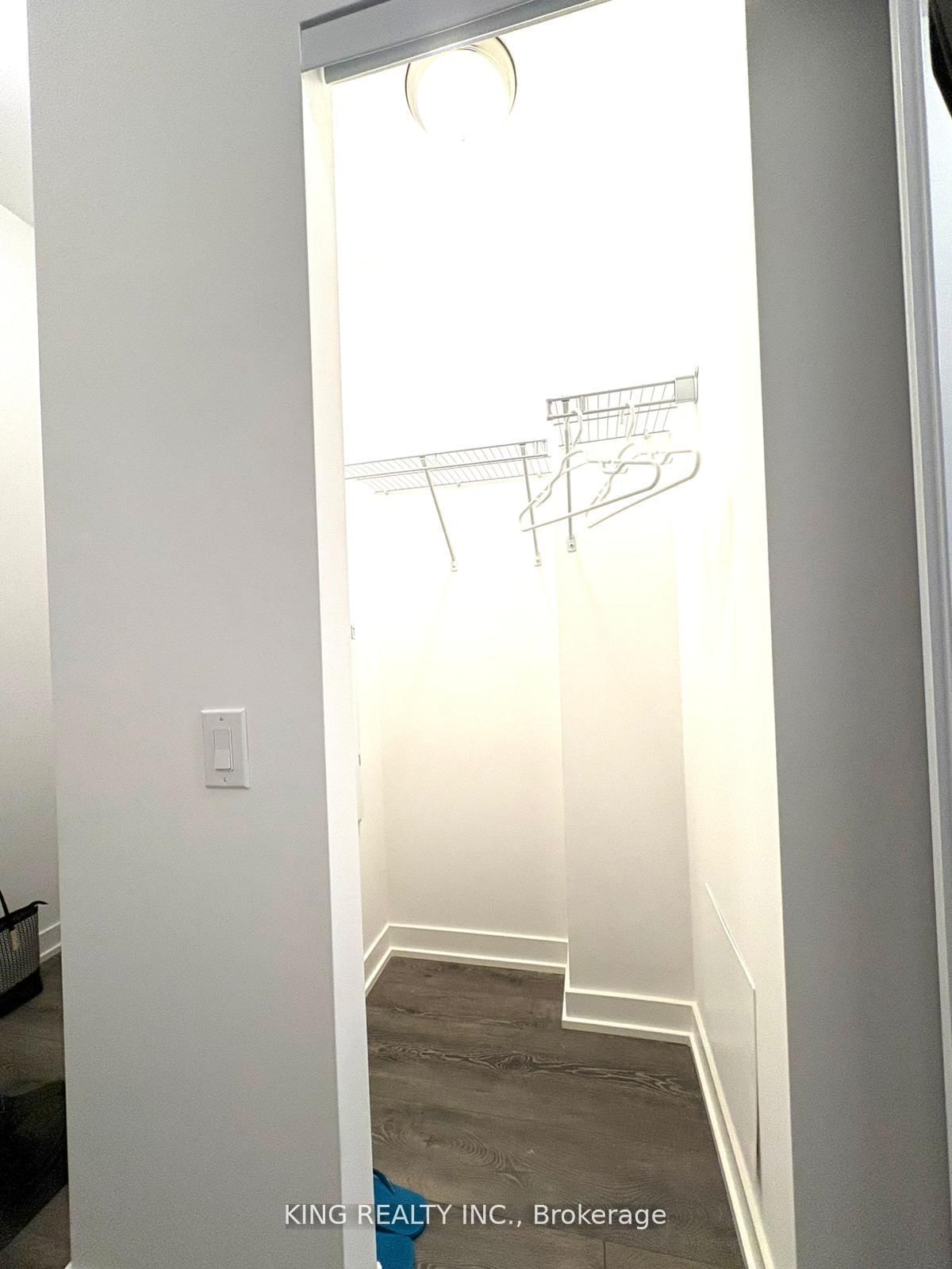 Condo for lease at 106-2 Manderley Drive, Toronto, Ontario, M1N 0C7 - Birchcliffe-Cliffside - MLS: E12921774