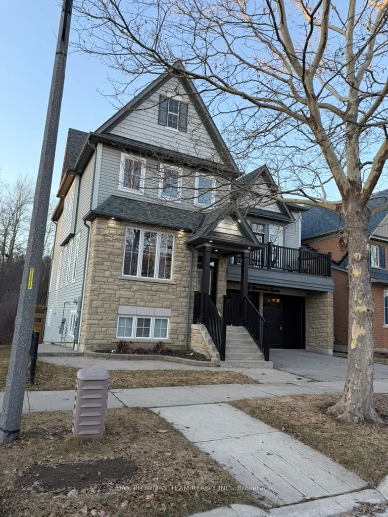 home for lease on 20 Brandwood Square