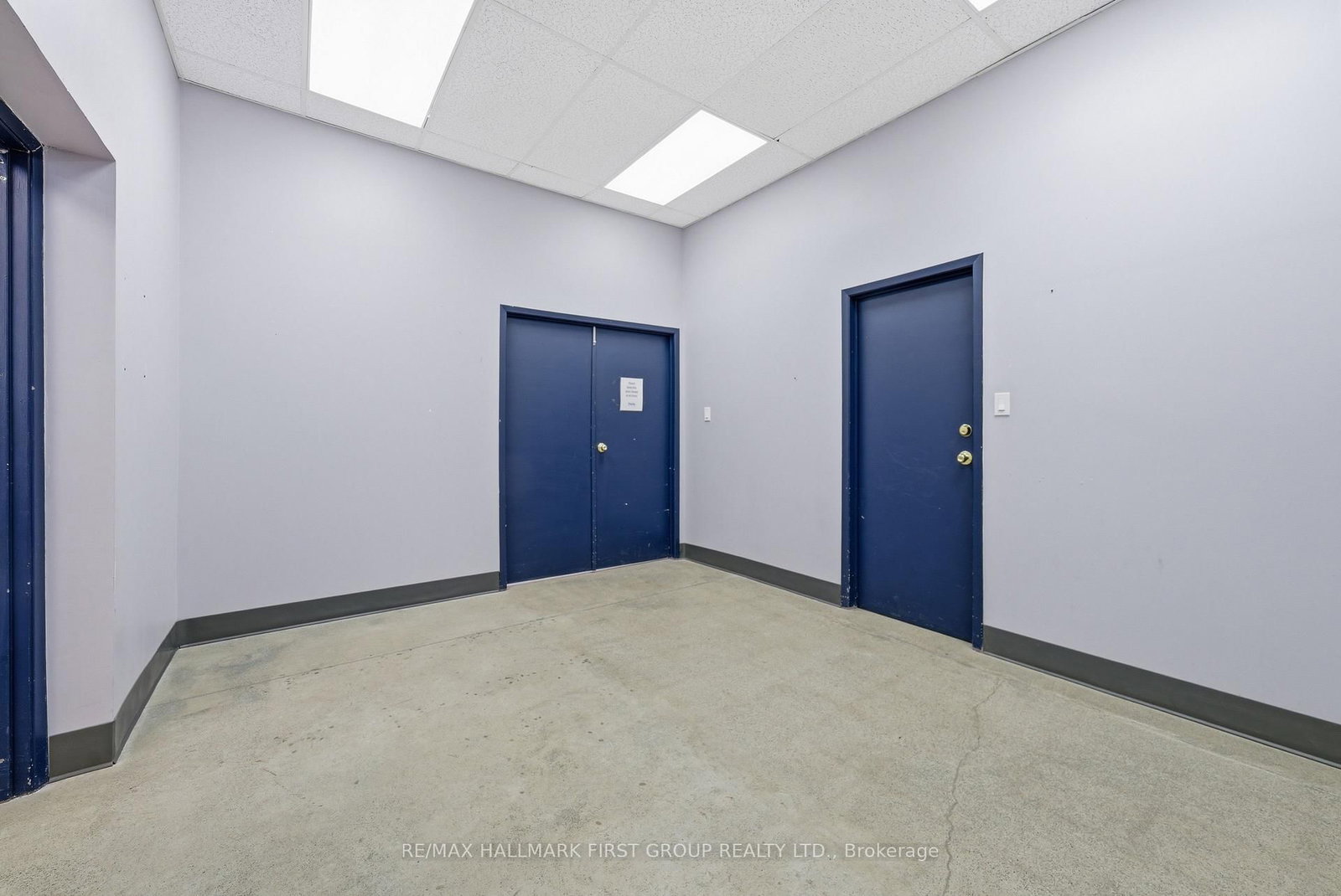 520 Westney Road S, Unit 3-5 - Photo 38