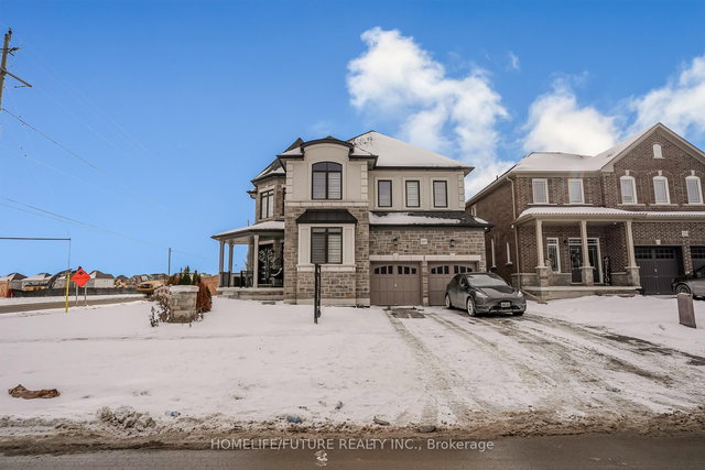 227 Northglen Boulevard