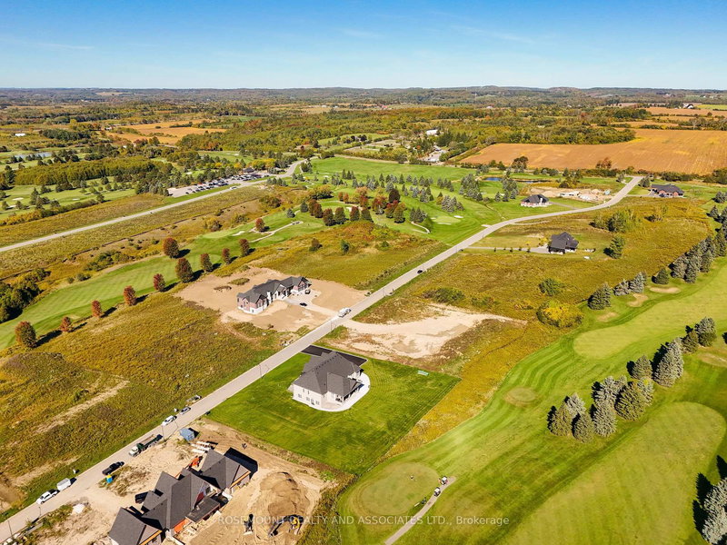 49 Franklin Cres, Whitby, L0B 1A0 | Image 3