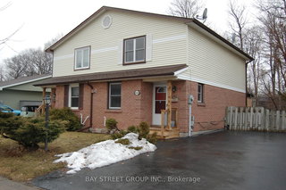 1122 Central Park Boulevard N