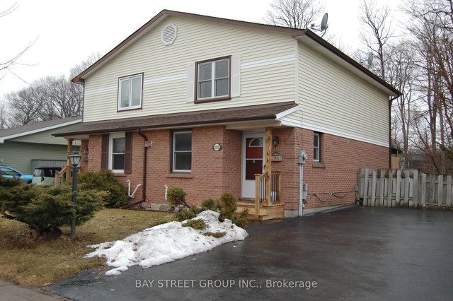 1122 Central Park Boulevard N