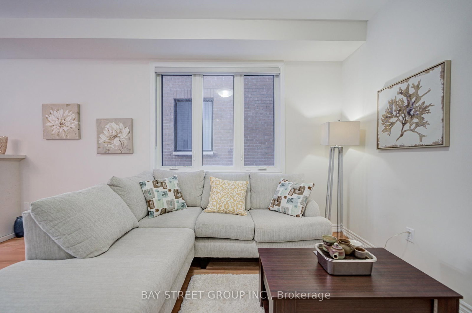 2916 Nakina Street - Photo 5