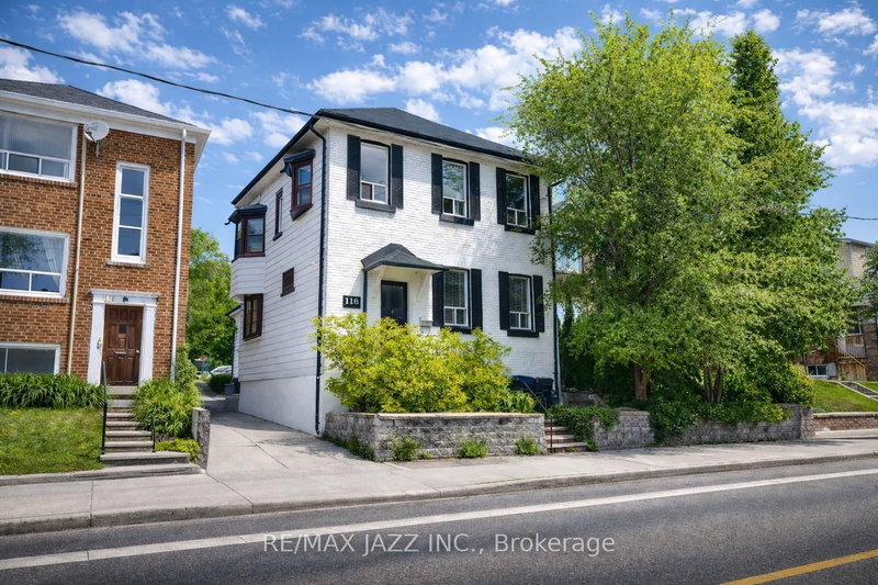 home for lease on 3-118 Eastwood Road