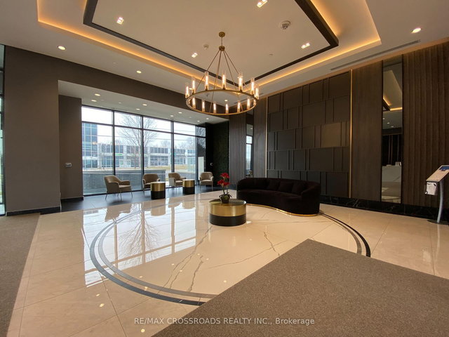 1703 - 3220 Sheppard Avenue E