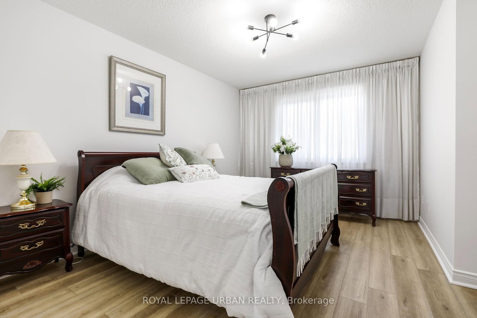 Detached House for sale at 1505 Garland Crescent, Pickering, Ontario, L1V 7B3 - Amberlea - MLS: E12922386