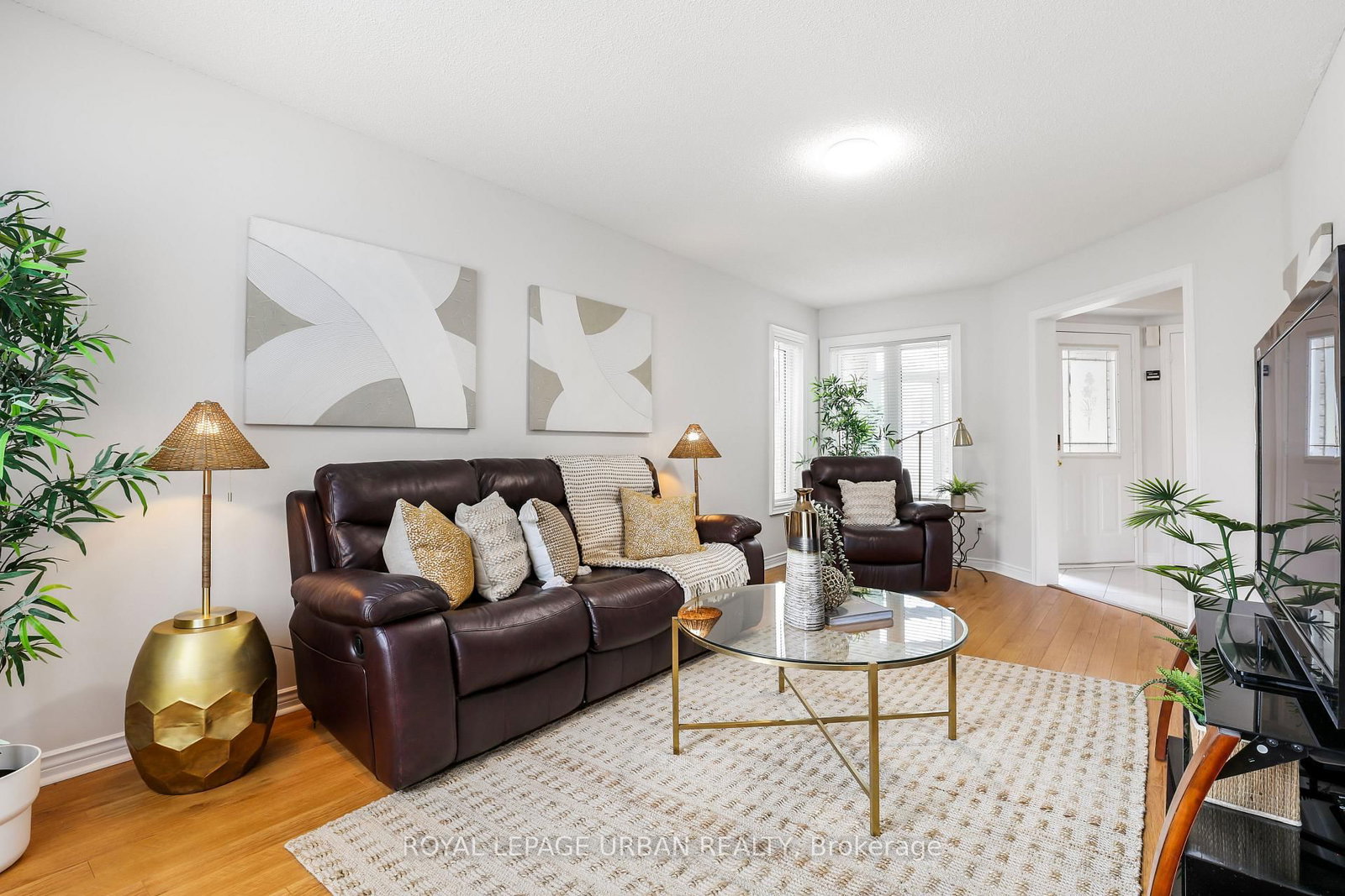 1505 Garland Crescent - Photo 6