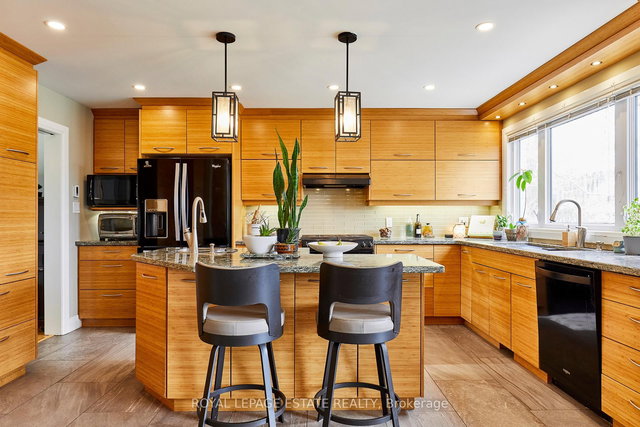 1078 Roundelay Court