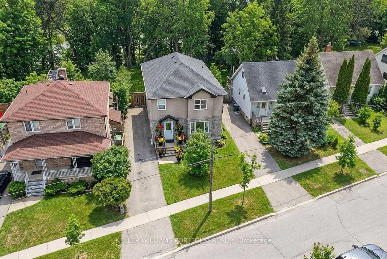 Detached House for sale at 49 Dolphin Drive, Toronto, Ontario, M1L 1N5 - Clairlea-Birchmount - MLS: E12922960