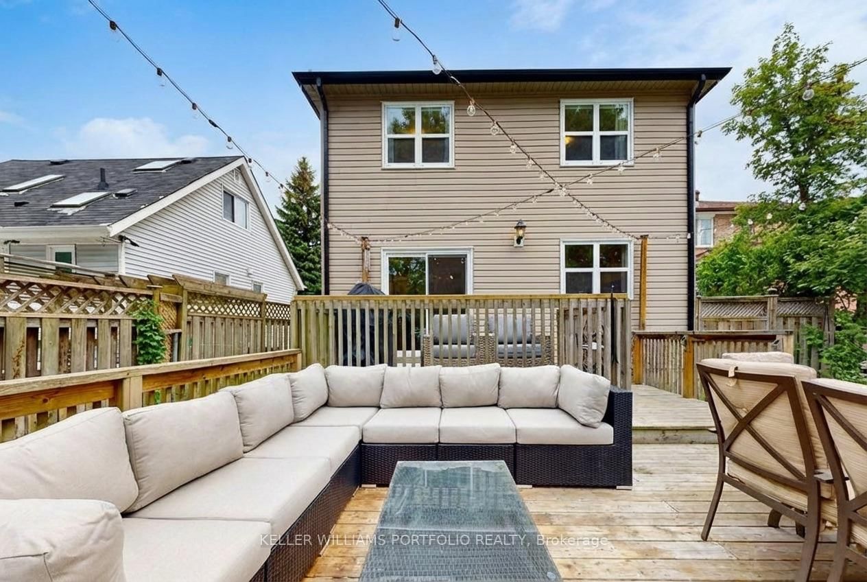 Detached House for sale at 49 Dolphin Drive, Toronto, Ontario, M1L 1N5 - Clairlea-Birchmount - MLS: E12922960