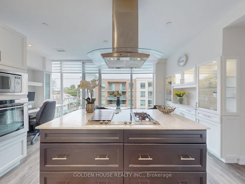 403 - 200 Woodbine Ave, Toronto, M4L 3P2 | Image 3