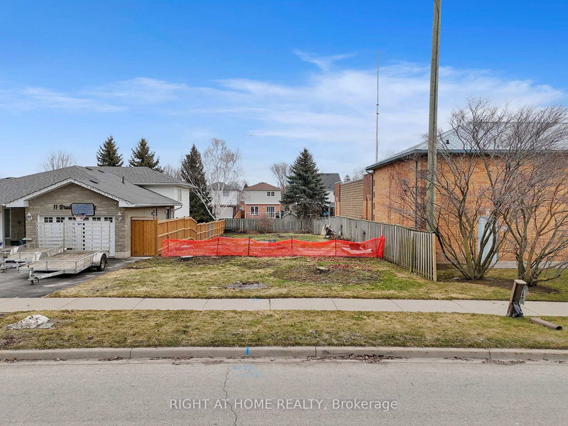 7 BRADSHAW St, Clarington, L1C 2H4 | Image 3