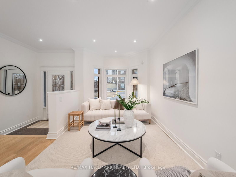 26 Eastmount Ave, Toronto, M4K 1V1 | Image 3