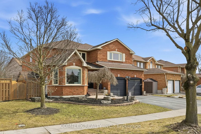 119 Robert Adams Dr, Clarington, L1E 2C4 | Image 2
