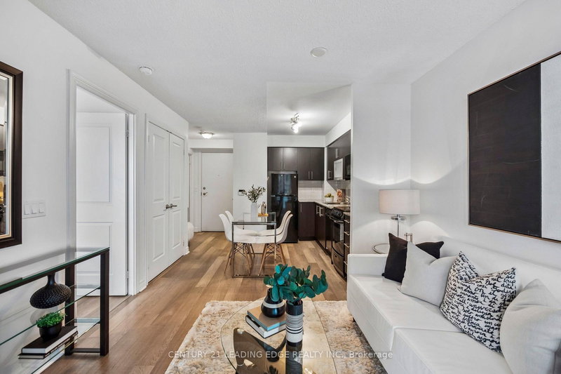 1506 - 50 Town Centre Crt, Toronto, M1P 0A9 | Image 2